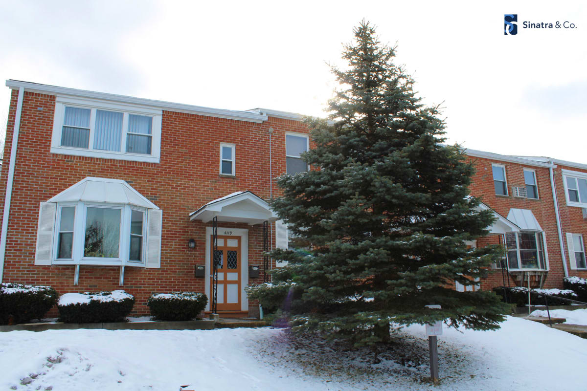 Photos and Video of Lincoln Square Apartments in Hamburg, NY